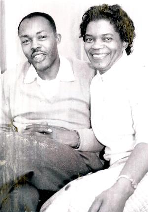 Photograph of African American couple, Carl and Jodie Gipson